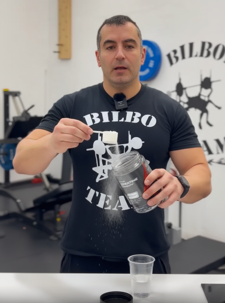 Jesus Varela preparando toma de creapure prozis